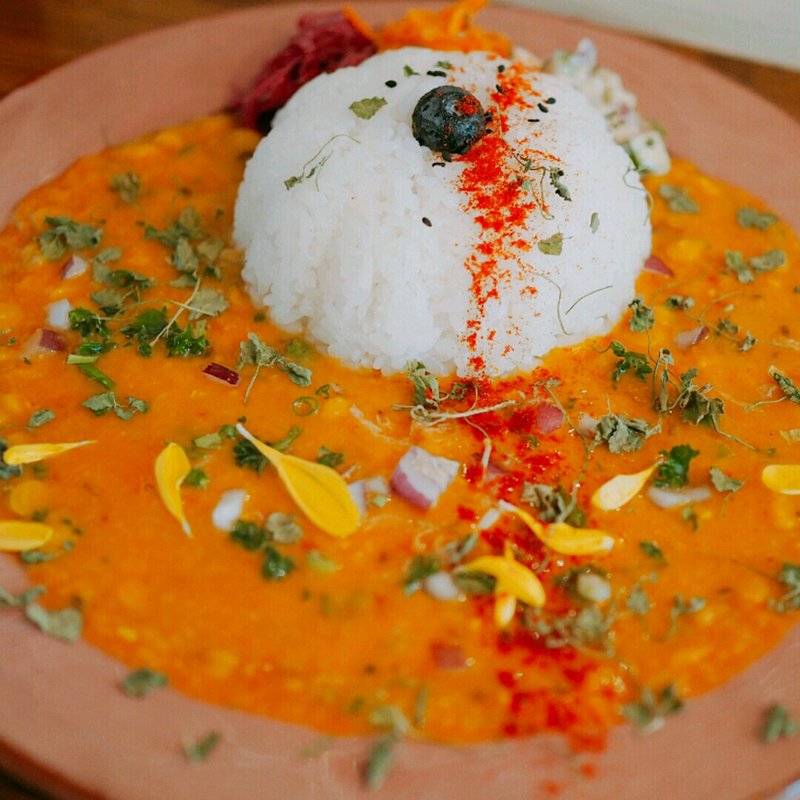 2種豆と季節野菜のポタージュカレー(カレーの惑星 )