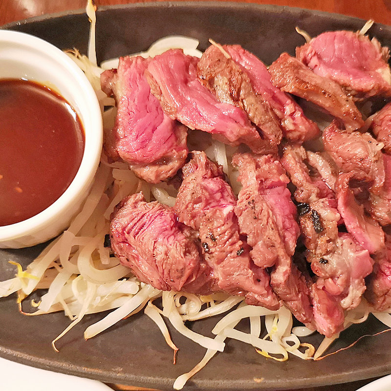 牛ランプカットステーキ(Dining Bar DoRa（ドラ）)