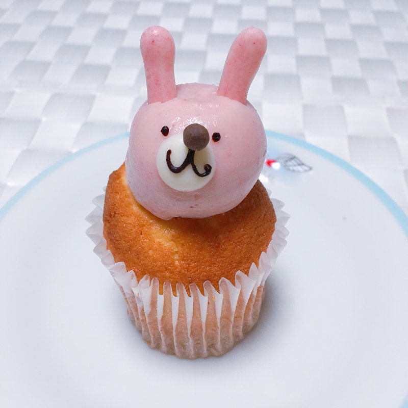 うさぎストロベリーチーズ(フェアリーケーキフェア 東京駅グランスタ店)