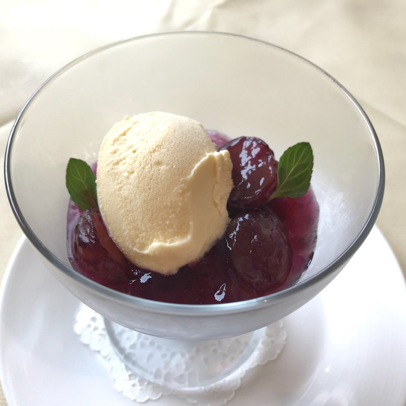 巨峰のゼリー(レストランゼルコバ （zelkova【旧店名】ラ・カシータ）)