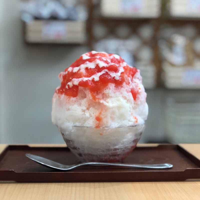 すももレアチーズ(金山とまと 西大須店)