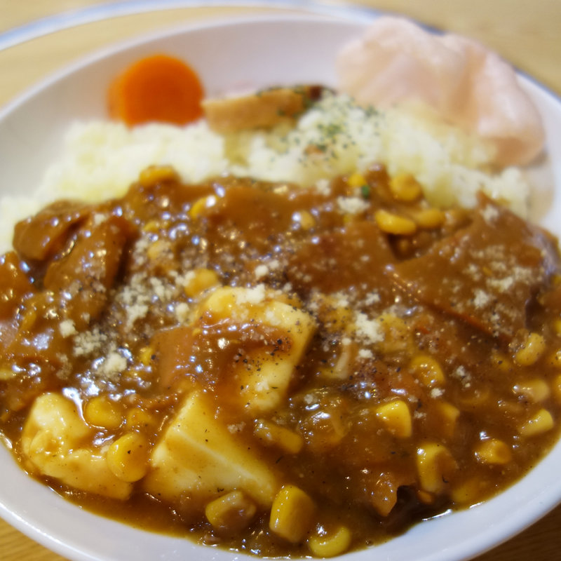 ハムとチーズのコーンクリームカレー(ナマステ堂 カレーワールド)