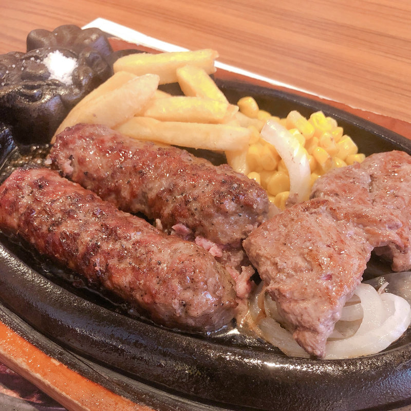 極み炭火焼きがんこハンバーグとカットステーキランチ(ステーキハウス ブロンコビリー大蔵谷インター店)