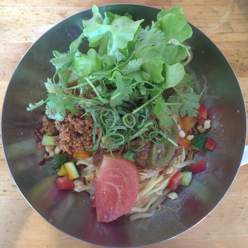 冷し担々麺(中華そば de 小松 （中華そば　デ　小松）)