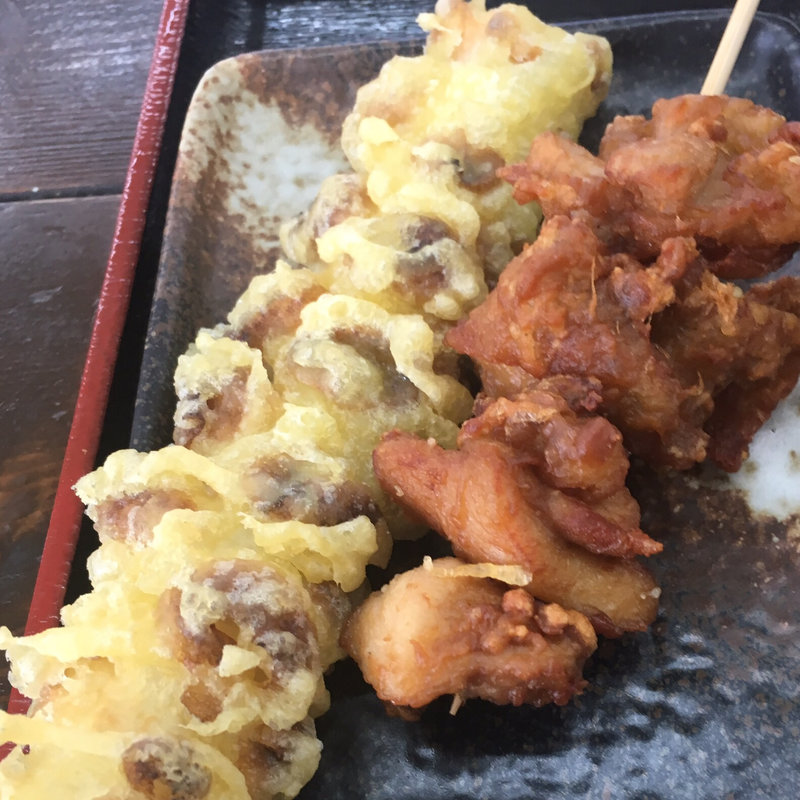 鶏唐揚げ、ちく天(讃岐うどん あじな味)