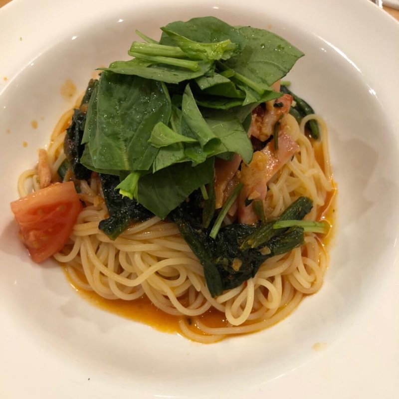 ベーコンとトマトのしょうゆ味パスタ(ポポラマーマ カナート洛北)