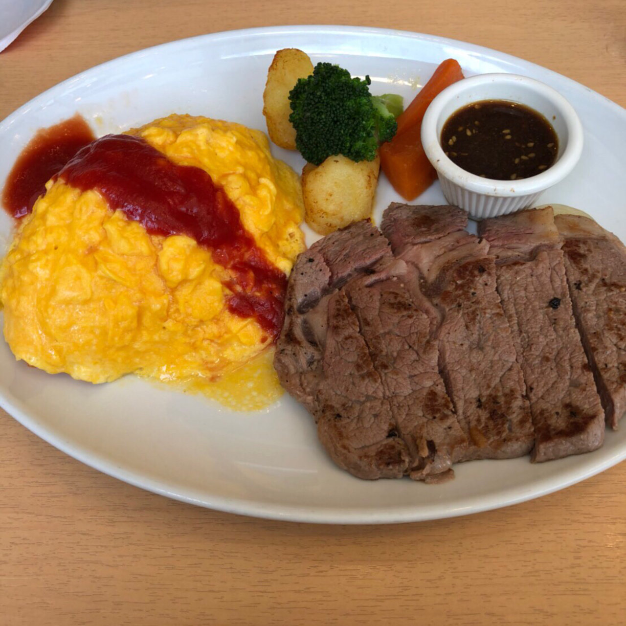横浜駅周辺で食べられるオムライス人気30選 Sarah サラ