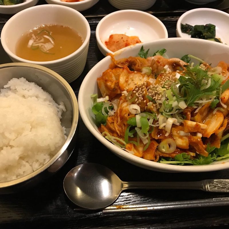 スタミナ焼肉セット(すーぷ房くだら)