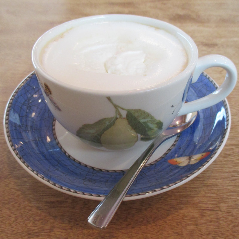 ロイヤルミルクティー(ムレスナティーハウス 総本店)