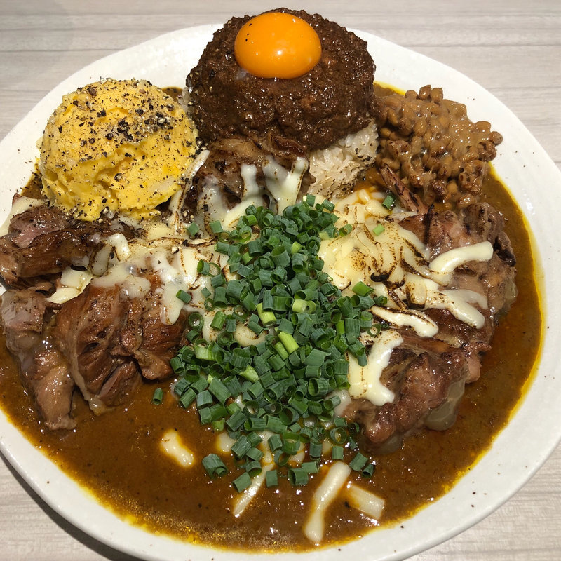 mix キーマ 豚ダブル 納豆 チーズ ポテトサラダ (吉田カレー  )