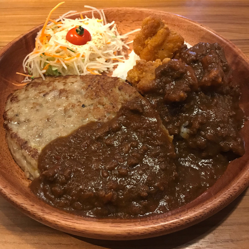 フライドチキン＆カリーバーグディッシュ. 300g(びっくりドンキー関町店)