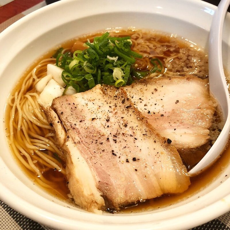 醤油ラーメン あっさり(麺屋びびび)