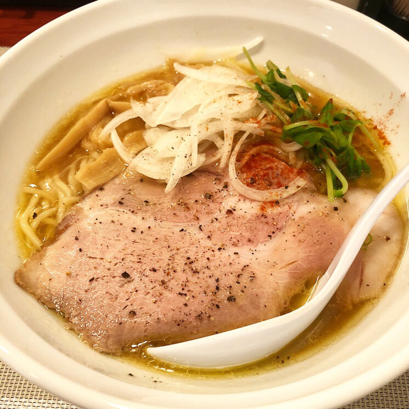 醤油ラーメン こってり(麺屋びびび)