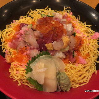 バラちらし(魚寅鮨)