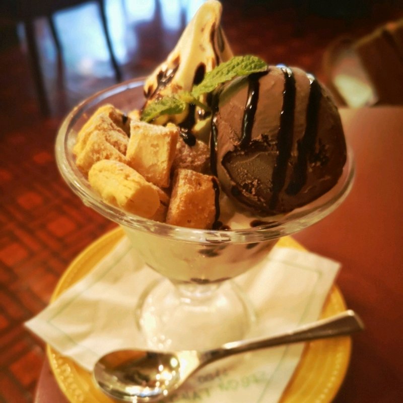 チョコレートサンデー(コーヒーハウス・シャノアール 調布店)