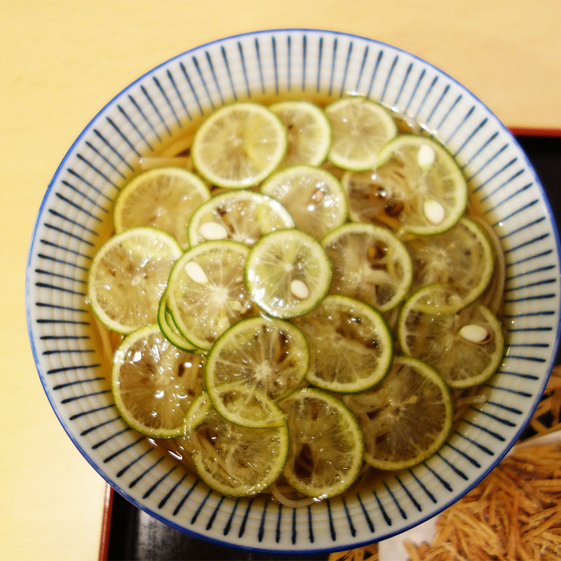 すだち冷かけ(生粉蕎麦『玄』 姪浜店)