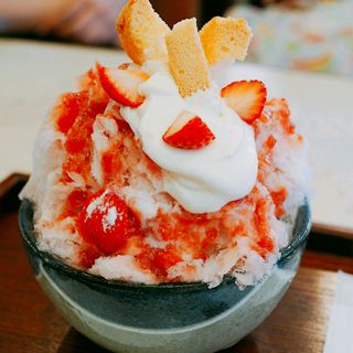 かき氷 いちごショート Sサイズ(アリマ洋菓子店)