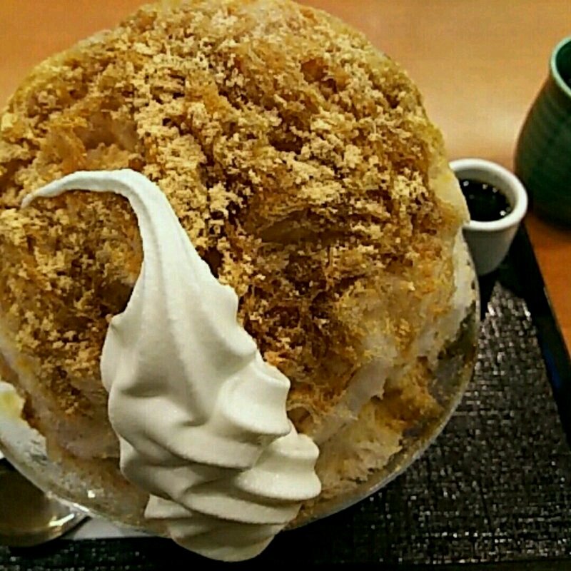 黒蜜きなこソフトクリーム氷(茶寮 煉)