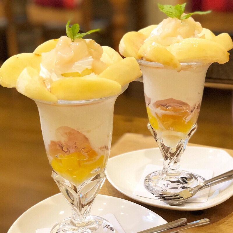 桃ぱふぇ(りーぶるらぱん （Libre Lapin）)