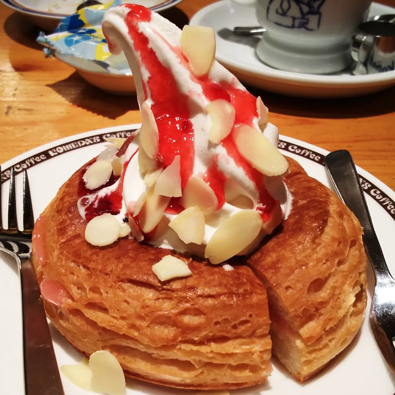 シロノワール ロイヤルピーチ（ミニ）(コメダ珈琲店 下丸子店)