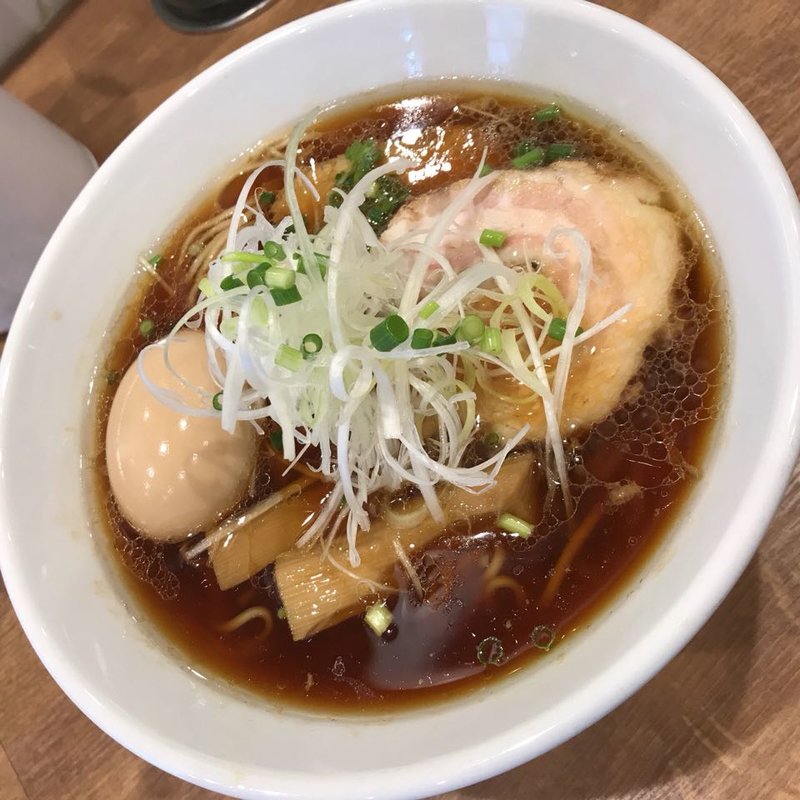 醤油煮卵ラーメン バラチャーシュー増し(自家製麺 らーめん工房 縁 )