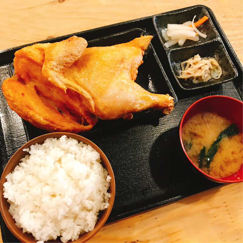 若鷄半身揚げ定食(なるとキッチン 渋谷店)