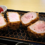 ナチュラルポーク　ロース･ヒレ食べ比べ定食