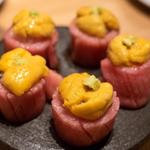生雲丹の大トロ巻き