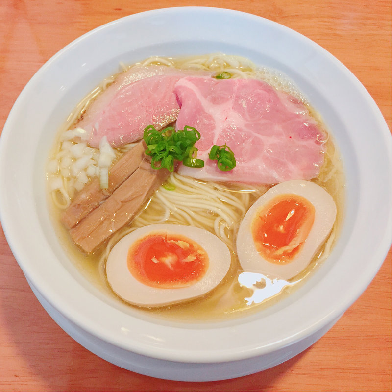 味玉鶏しおらーめん(うしおととり )