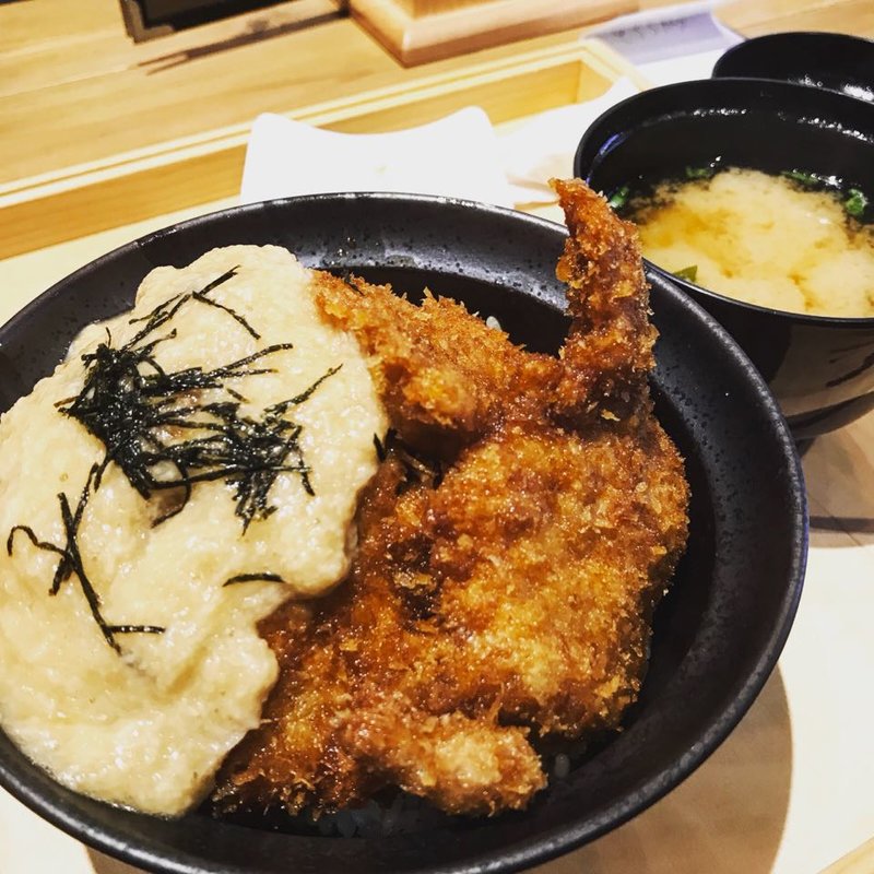 とろろかつ丼(新潟カツ丼タレカツ 本店)