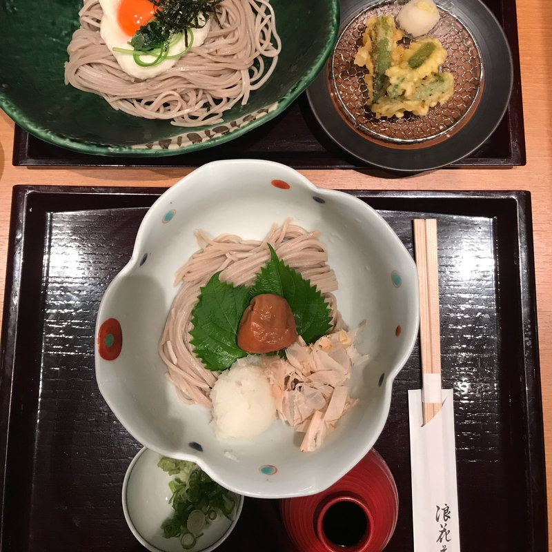 梅おろし蕎麦(浪花そば あべのハルカスダイニング店)