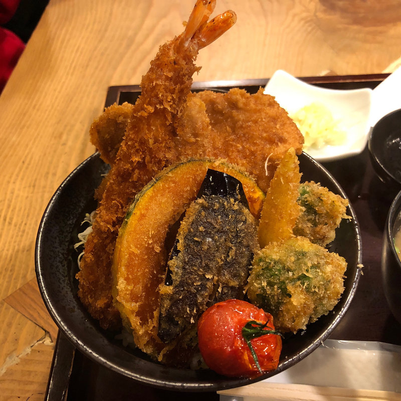 タレカツ 全盛り特製丼(新潟カツ丼タレカツ 本店)