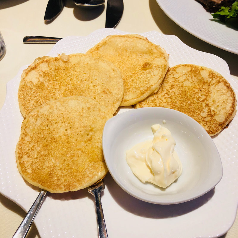 ブリヌイ(ロシア料理レストラン ロゴスキー)