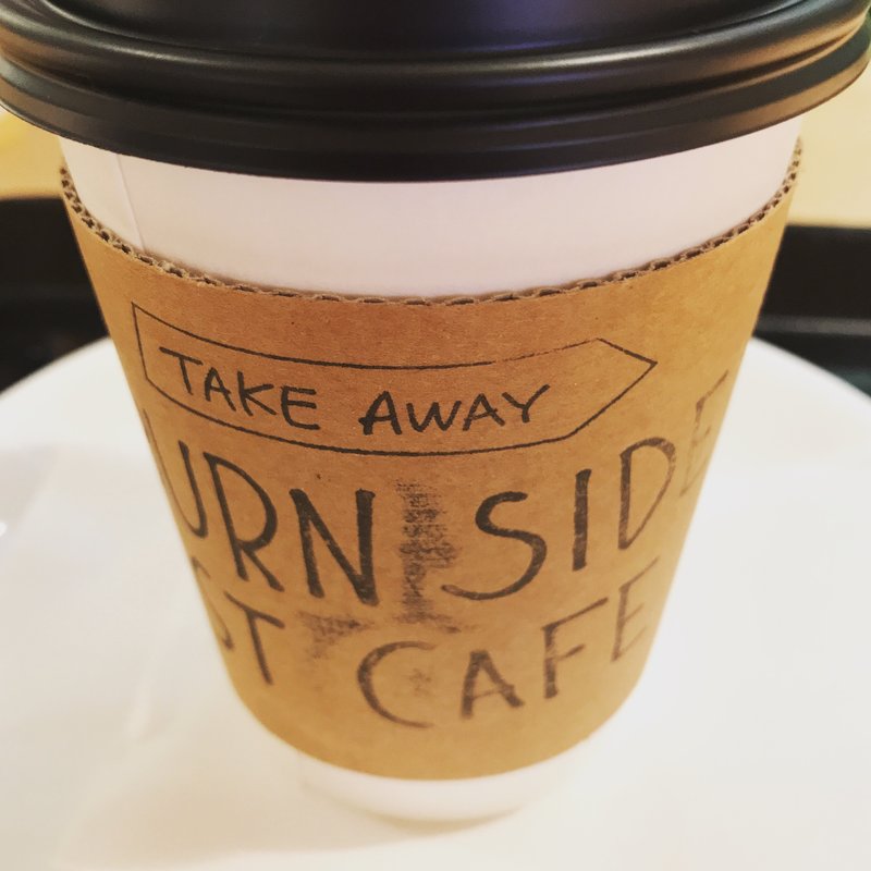 ハンドドリップコーヒー（フルーティ）(BURN SIDE ST CAFE 阪急三番街店)