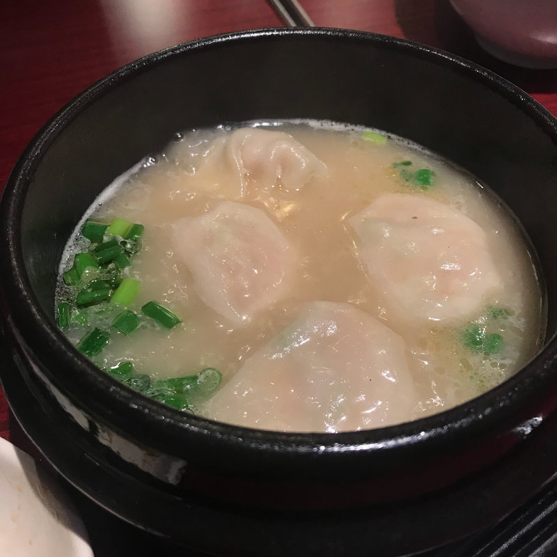 パイタンの水餃子(アガリコ餃子楼 大塚店)