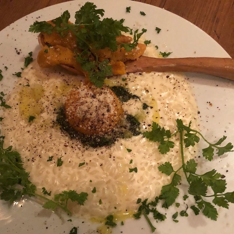 たっぷりウニのパルシジャーノリゾット〜大葉ジェノベーゼ添え〜(かしわビストロ　バンバン )