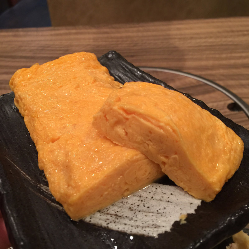 龍の玉子でつくった出し巻き(鶏七輪焼・鶏鍋料理 一石二鳥)