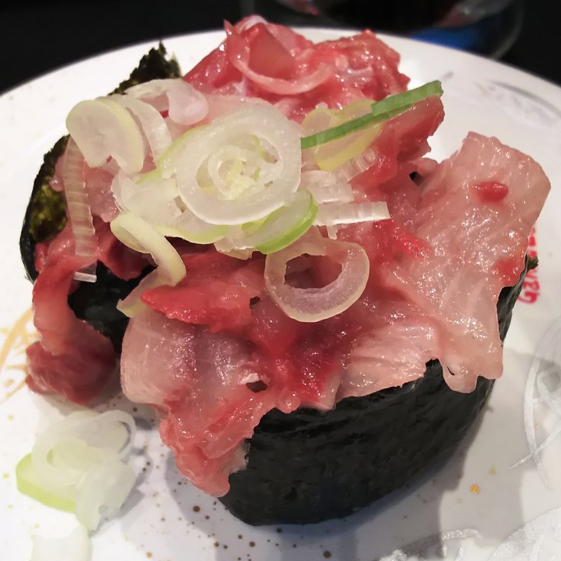 ハマチ切り落としタタキ(元祖寿司 京急蒲田店)