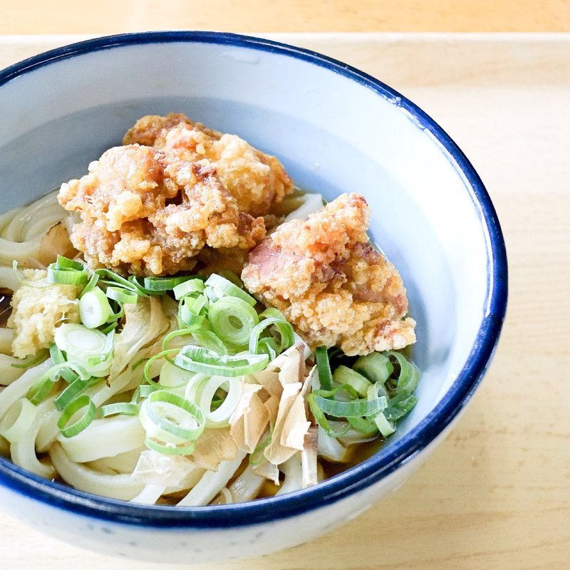唐揚げぶっかけ冷（ぶっかけ冷+からあげ）(讃岐うどん　おおまえ )