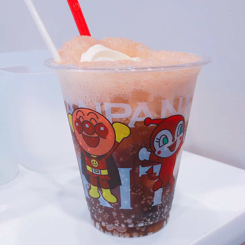 コーラフロート(プレミアムソフトクリーム 神戸アンパンマンミュージアム)