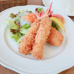 海老フライと蟹クリームコロッケ(神戸洋食キッチン)