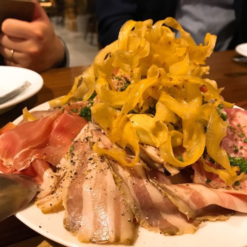 前菜盛り合わせ(HUNTER（ハンター）)