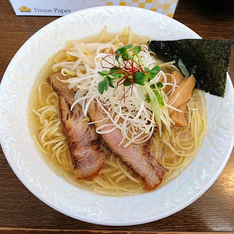 塩らー麺(らー麺 塩や )