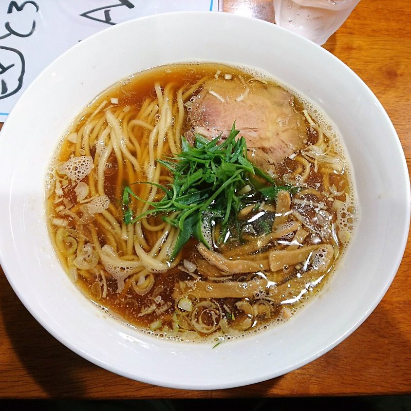 鶏出汁醤油らーめん(桐麺 )