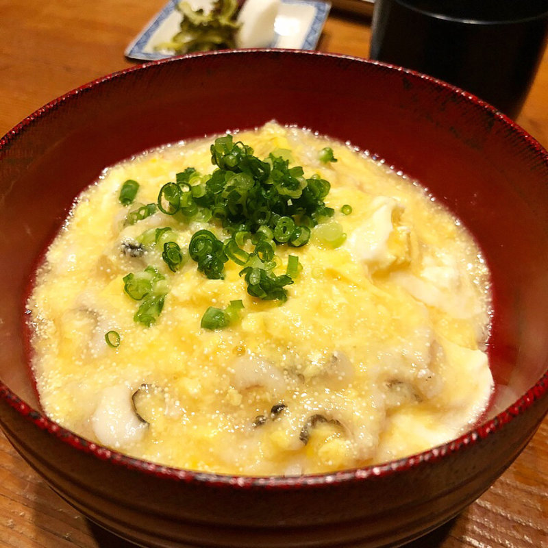 ハモとはものこの卵丼(りょうりや 御旅屋 )