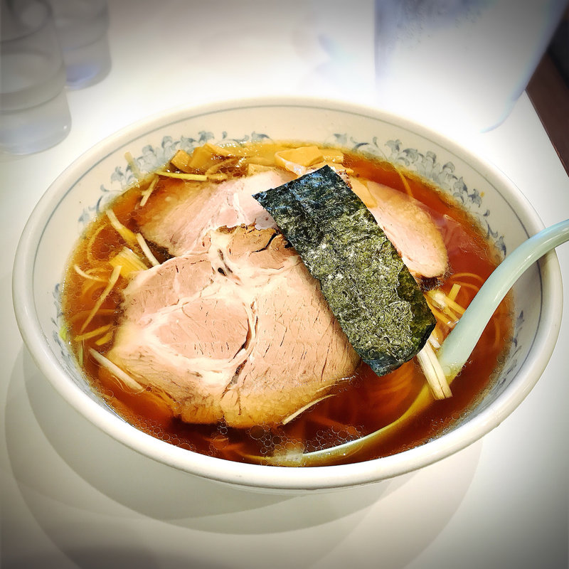醤油ねぎチャーシュー麺(唐桃軒 （トウトウケン）)
