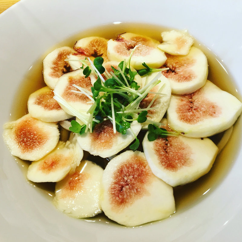 イチジクのひやかけ(掌 （タナゴコロ）)