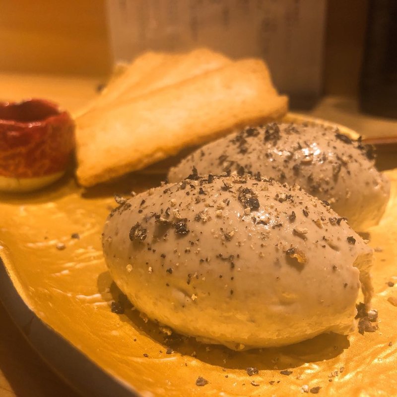 白レバーとフォアグラのムース(焼鳥 山もと)