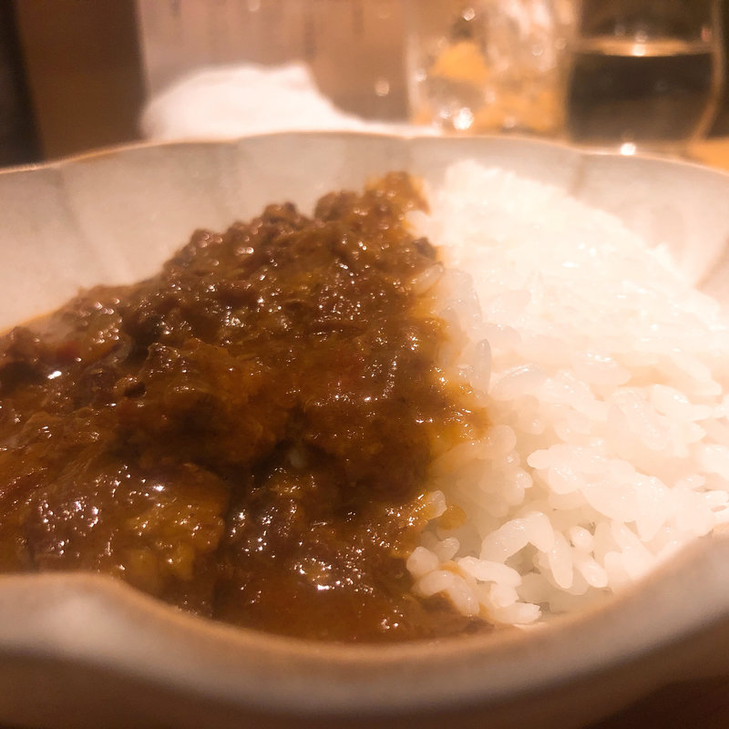 和牛倶楽部の牛すじカレー(焼鳥 山もと)
