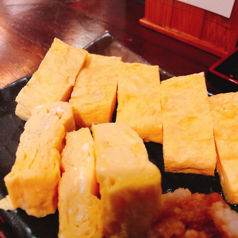 だし巻き卵(炭火串焼 やき龍 神楽坂店 （やきたつ）)